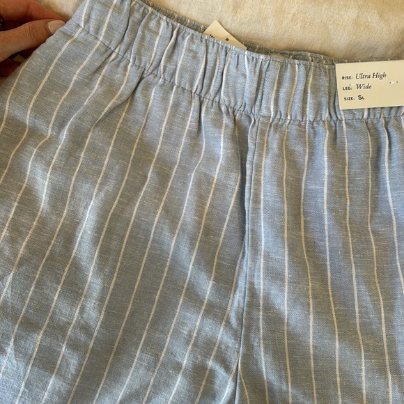 Abercrombie Pants - Picture 3 of 4